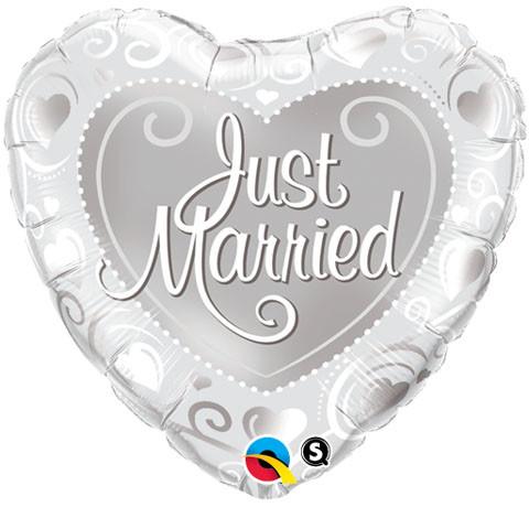 18" / 46cm Just Married Hearts Silver Qualatex #15816