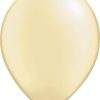 16 41cm Pearl Ivory Qualatex #87577-1